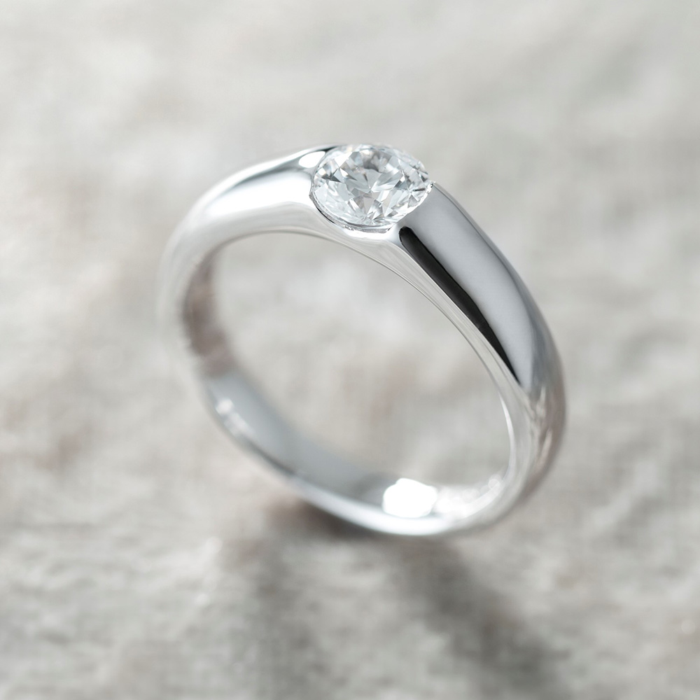 PT900 ダイヤモンド リング