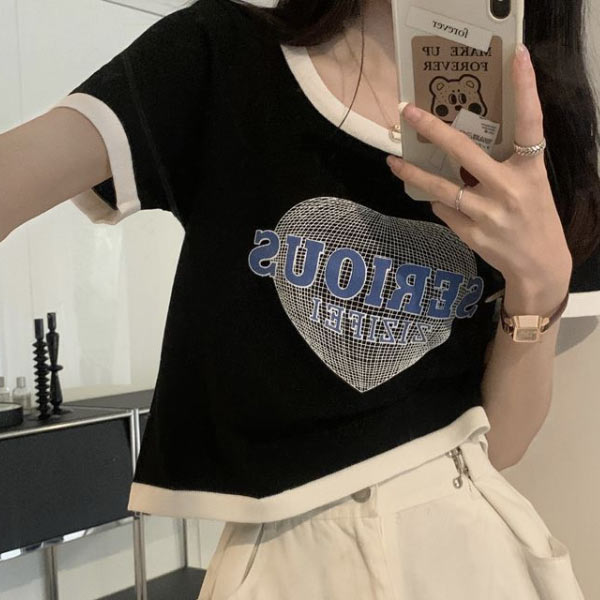 韓国ブランド　current クロップドtシャツ 57145678b_262_d_500.jpg