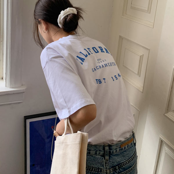 Tシャツ レディース 英字ロゴ トップス 半袖 チュニック カジュアル シンプル かわいい 白 ホワイト Tシャツ レディース 英字ロゴ トップス 半袖 チュニック