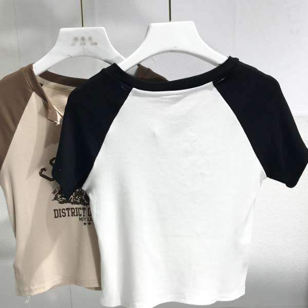15％OFF ビックサマーセールクーポン］クロップドTシャツ