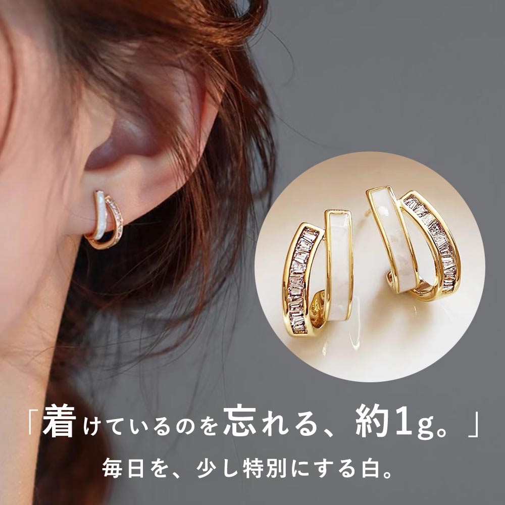 ピアス 韓国風 小ぶり フープピアス 軽量 小顔見え ゴールド 上品