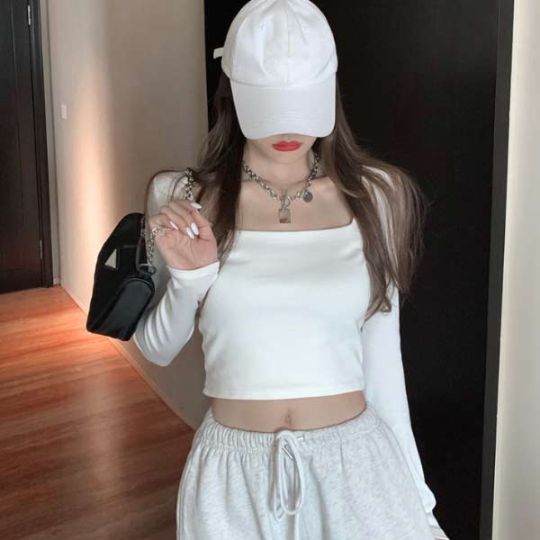 韓国おしゃれ【haag】a girls crop t-sh クロップド Tシャツ 韓国 クロップド Tシャツ トップス ネコ Y2K モテかわ (Tシャツ