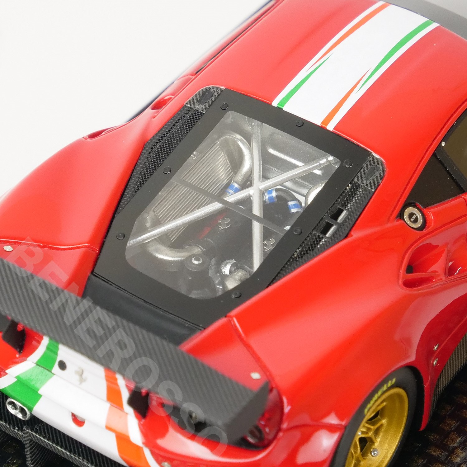 BBR MODELS 1/43スケール フェラーリ 488 GT モディフィカータ ロッソコルサ BBRC255Bの画像