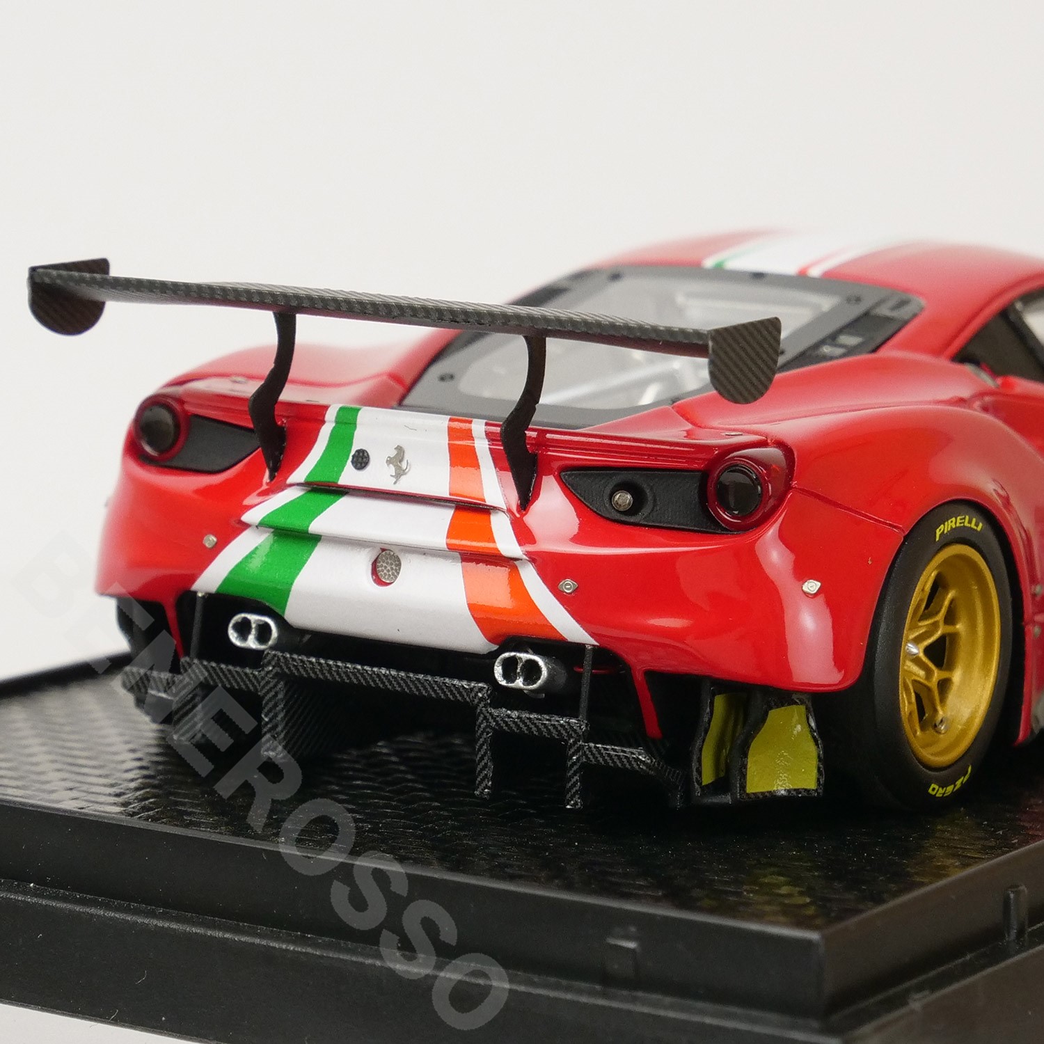BBR MODELS 1/43スケール フェラーリ 488 GT モディフィカータ ロッソコルサ BBRC255Bの画像