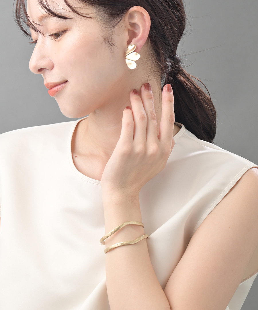 メタルバングル