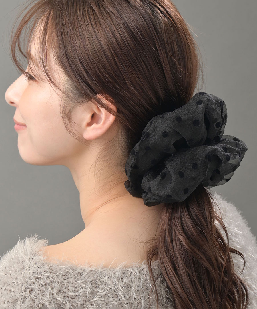 【水玉模様がオシャレ】★CHANEL★スリム バンドゥ★ギフトにも 水玉模様がオシャレ】☆CHANEL☆スリム バンドゥ☆ギフトにも