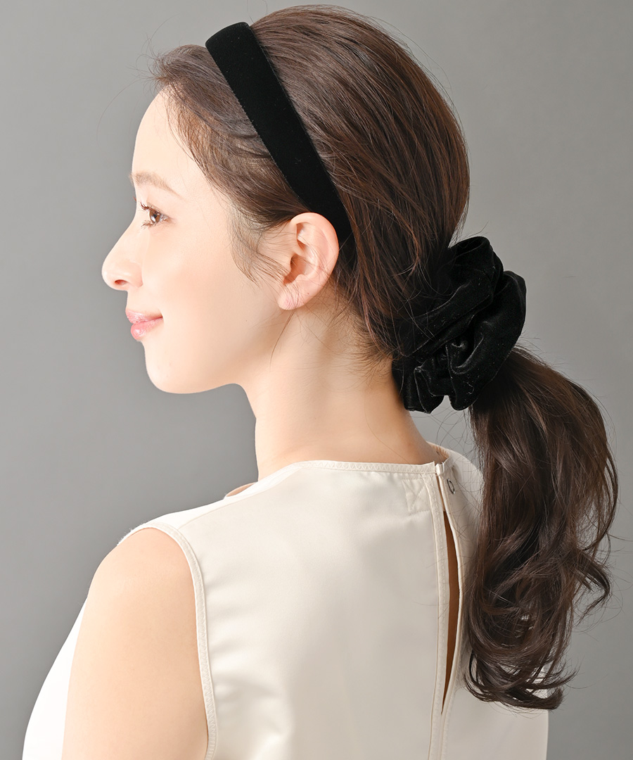 上品ブラックベロアシュシュ