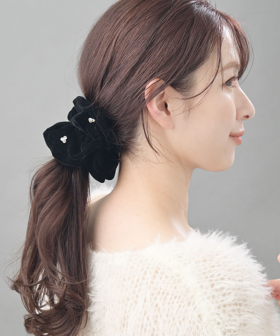 ストーン付きベロアシュシュ