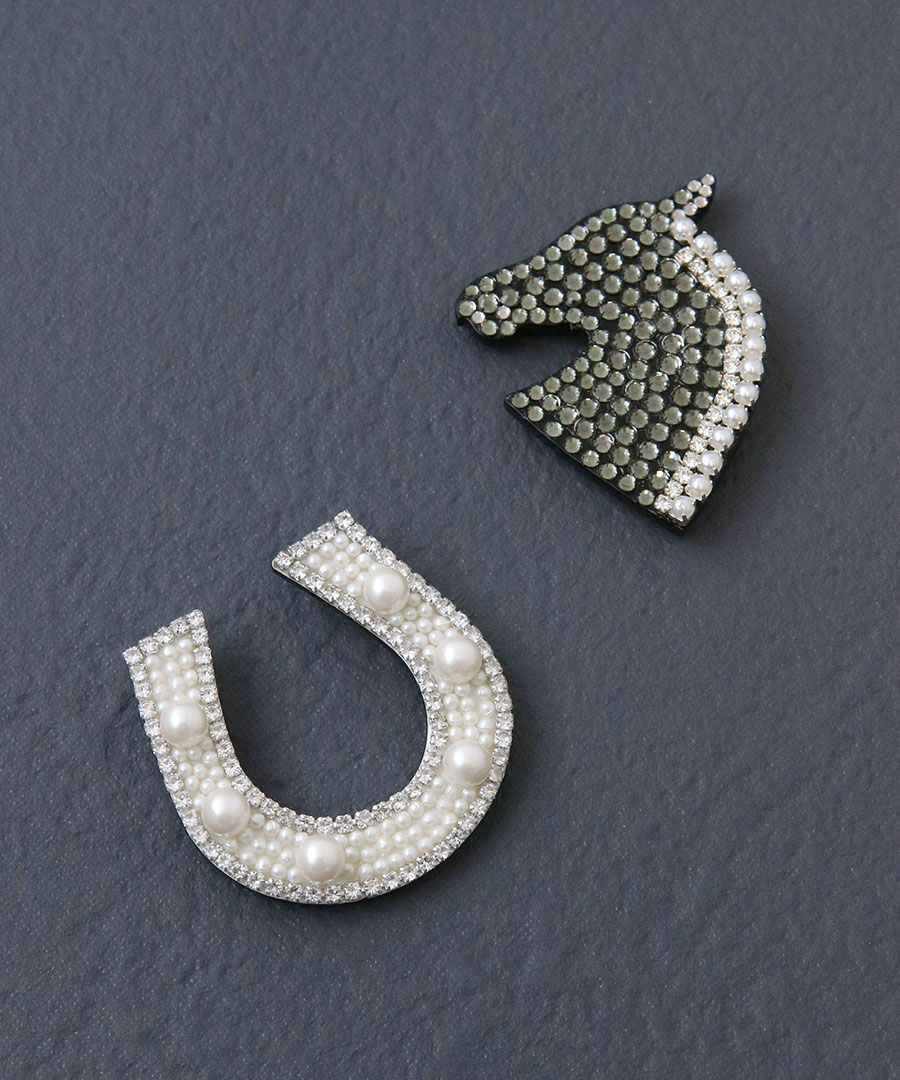 ヴァンテーヌ マグネット式ブローチ 馬蹄モチーフ ホースシュー パール