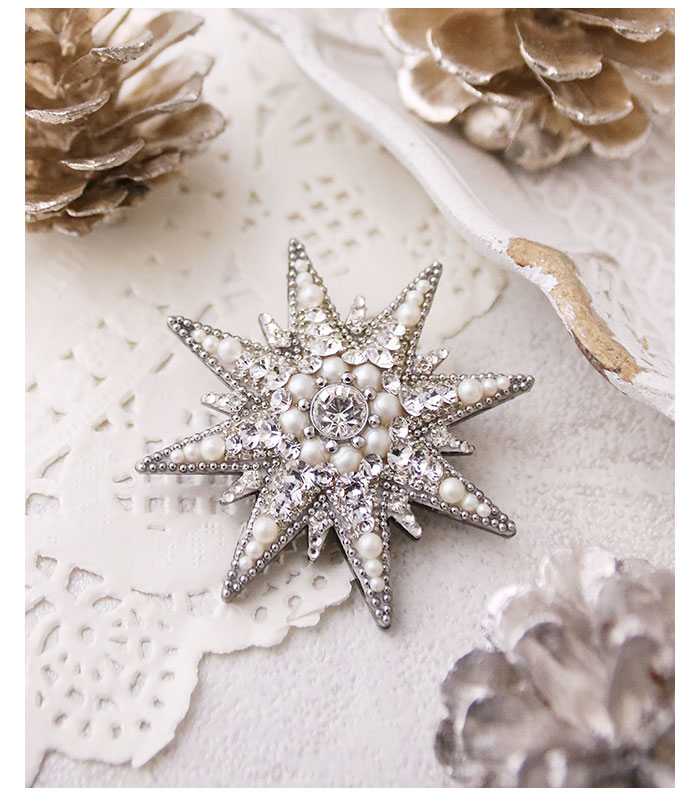 ヴァンテーヌ ブローチ ビジュー スター 星 クリスマス X'mas 可愛い