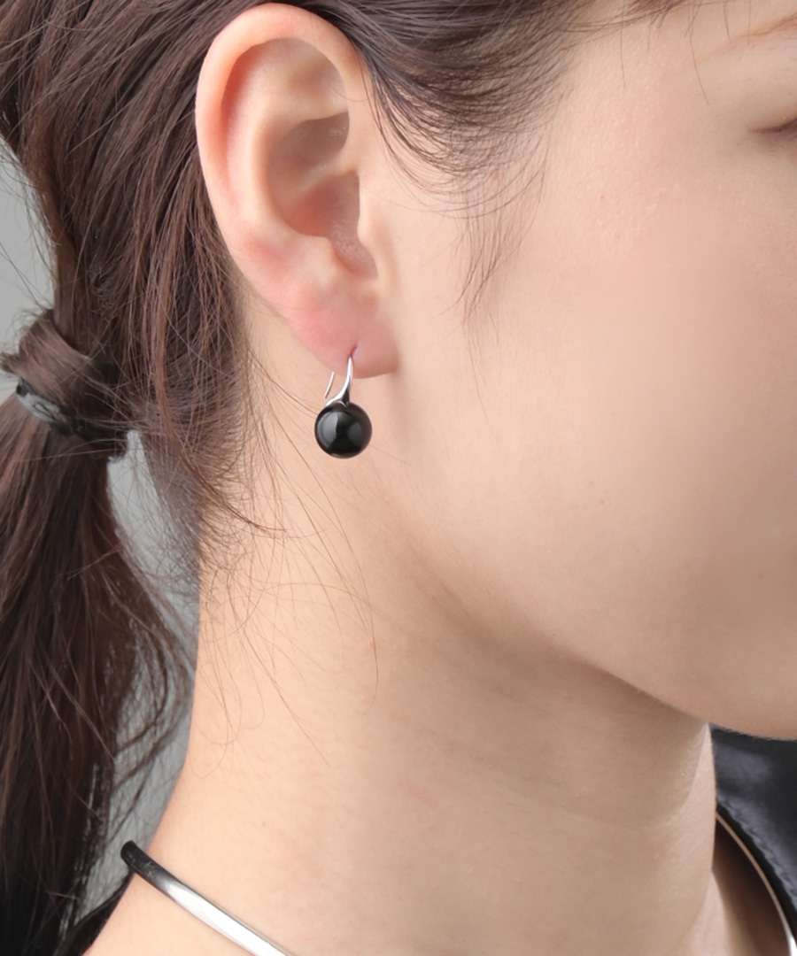 10mm ブラックボール フックピアス