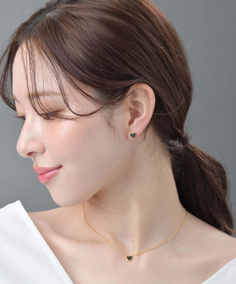 ミニハートピアス