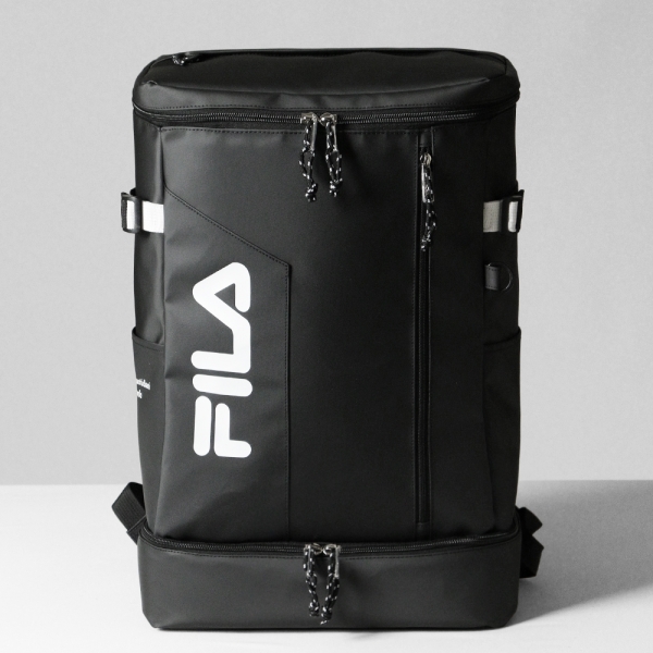 新品・未使用／タグ付き　FILA 撥水リュック　バックパック（ブラック・30L） フィラ FILA フィラ FILA リュック 女子 30L 大容量 通学 男子