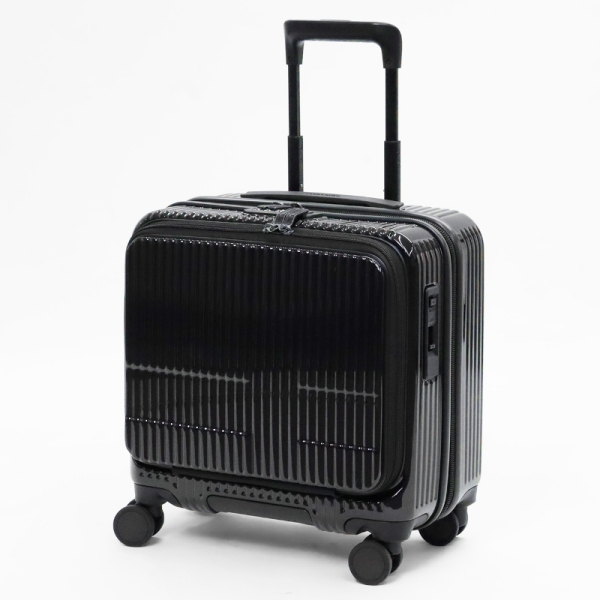 innovator（イノベーター） スーツケース 33L Sサイズ フロント
