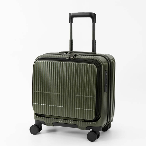 innovator（イノベーター） スーツケース 33L Sサイズ フロント