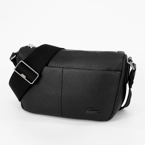 LACOSTE（ラコステ） ショルダーバッグ マグナス レポーターバッグ