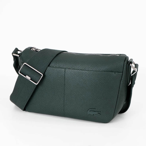 LACOSTE（ラコステ） ショルダーバッグ マグナス レポーターバッグ