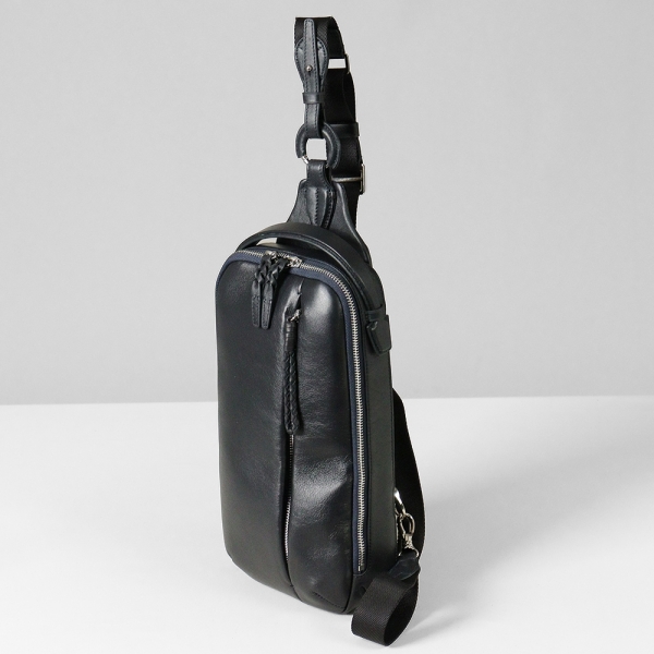 ＜PID＞ecrireシリーズ 撥水レザーボディバック PAZ105 ブラック P.I.D ピーアイディー PID ボディバッグ Ecrire 撥水 レザー ワン