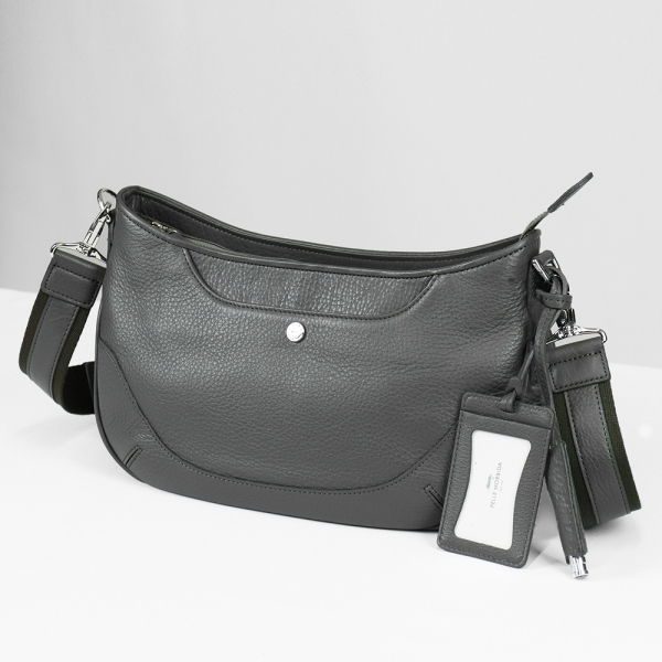 PELLE MORBIDA（ペッレ モルビダ） ショルダーバッグ メイデン