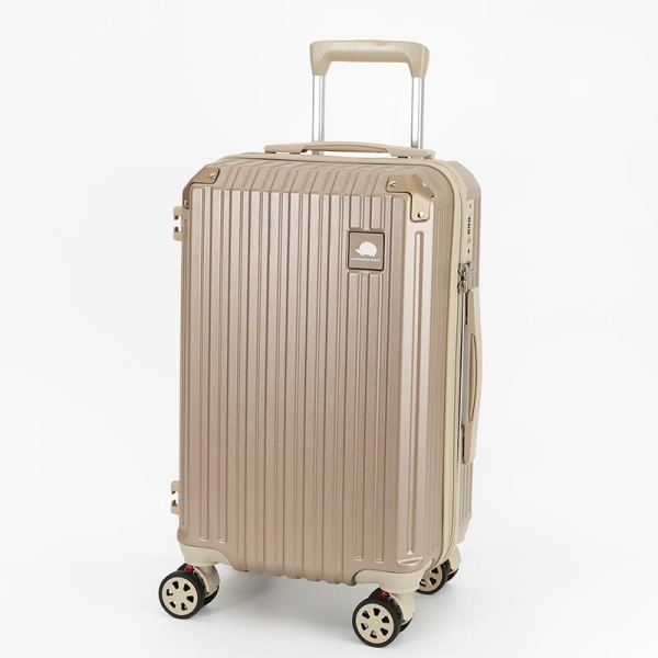 スカンジナビアンフォレスト SCANDINAVIAN FOREST スーツケース 38L S