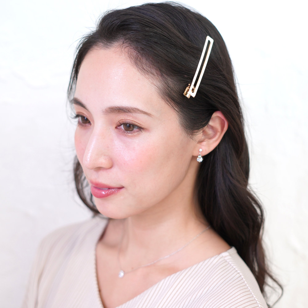 ヘアクリップ 髪留め スクエア 前髪 最大96 Offクーポン まとめ髪 ハーフアップ ヘアアクセサリー ヘアピン オフィス 上品 シンプル クリップ Vi 1721 カジュアル レディース 大人