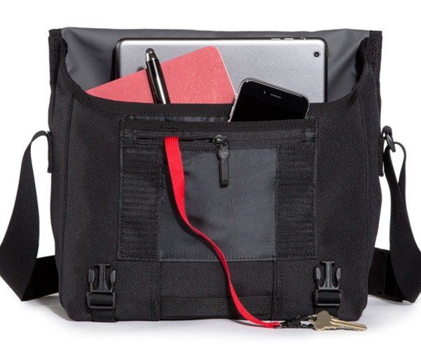 【美品】TIMBUK2 メッセンジャーバッグ　S ネイビー　カーキ　2way Amazon | [ティンバックツー] ショルダーバッグ クラシック