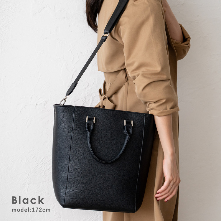 ビビスール ななめがけバッグ 黒ドット 美品 - メルカリ