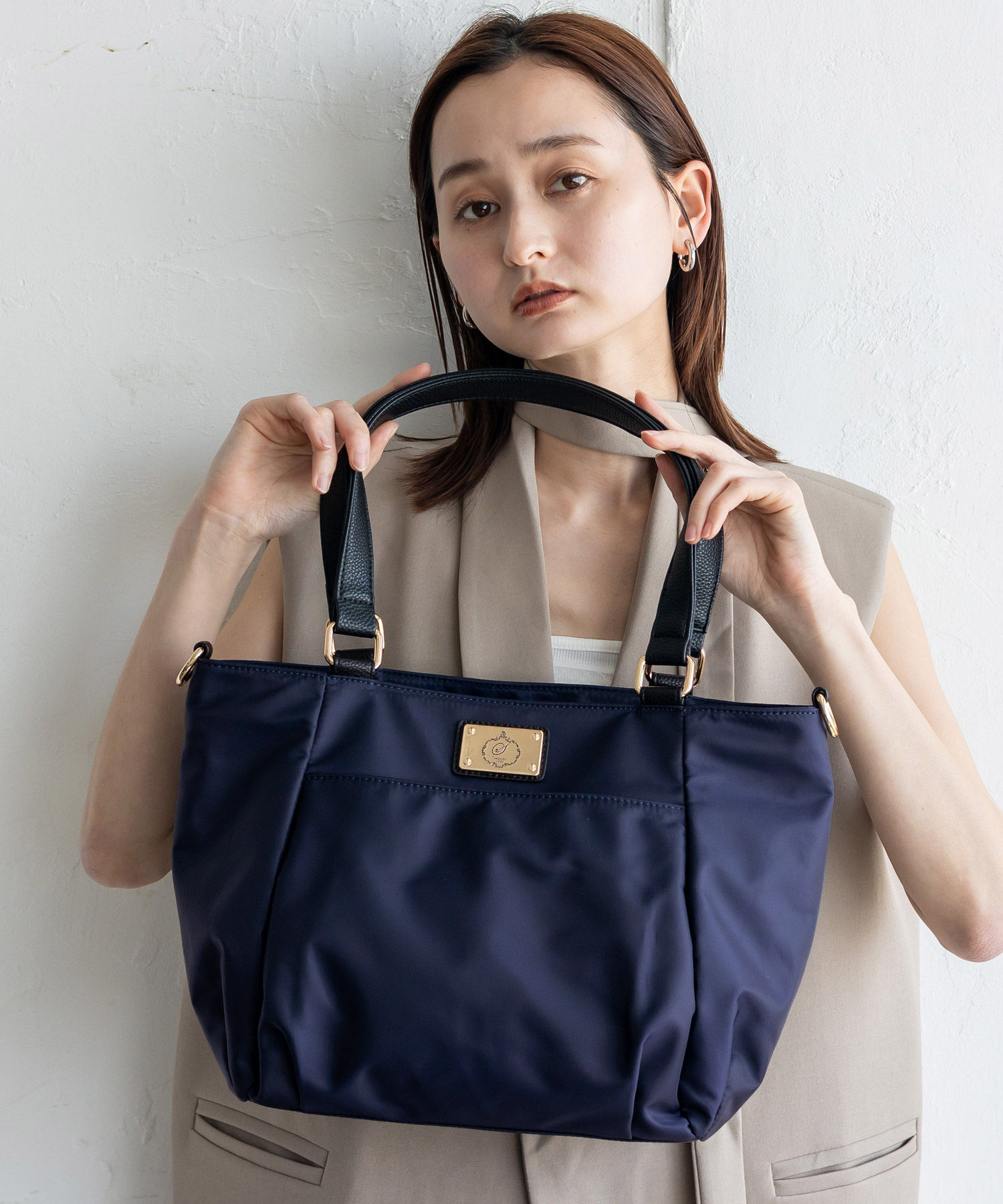 【新品未使用】ブラックネイビー イタリア製バッグ PRADA（プラダ） トートバッグ ネイビーブルー 1BG041 2AIX F0216