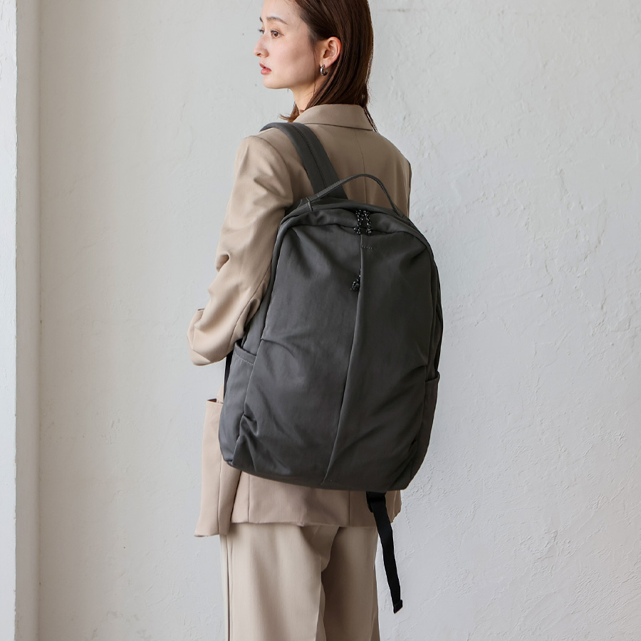 【美品】  バックパック・リュック HH3041 送料無料 リックティスプリット20Lバックパック(O/S Aqua Green)│マウンテン