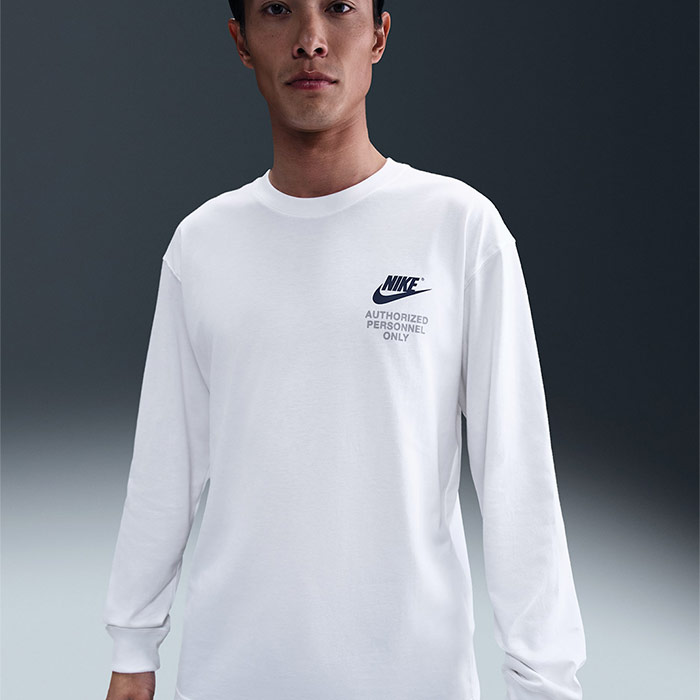 人気のナイキNIKEのXLサイズ長袖longTとオシャレTシャツ2枚セット　秋に NIKE（ナイキ） メンズ ロングスリーブ Max90 Tシャツ 長袖Tシャツ