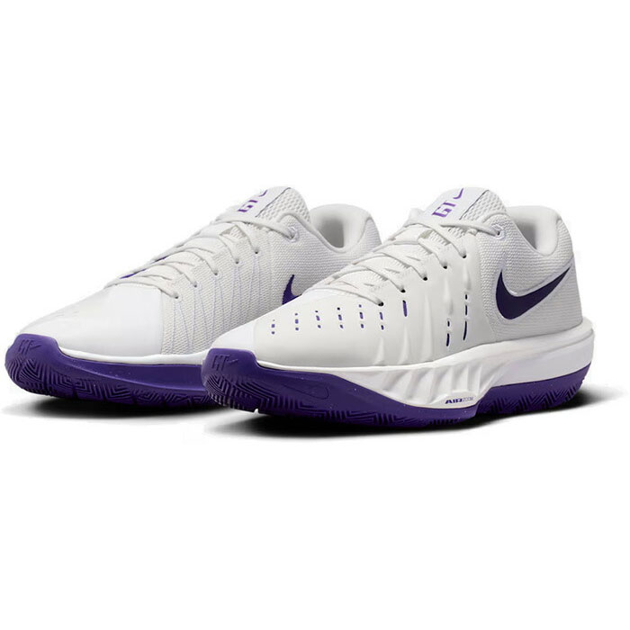 NIKE バッシュ、バスケットボールシューズ（サイズ（cm）：23.5cm