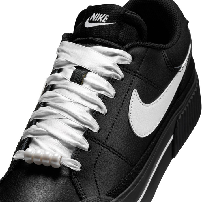 NIKE（ナイキ） レディース コート レガシー リフト LE スニーカー