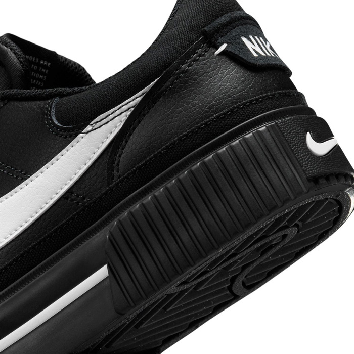 NIKE（ナイキ） レディース コート レガシー リフト LE スニーカー