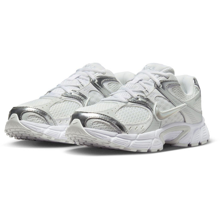 NIKE（ナイキ） レディース V5 RNR スニーカー Y2K シューズ 紐靴