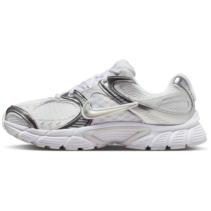 NIKE（ナイキ） レディース V5 RNR スニーカー Y2K シューズ 紐靴