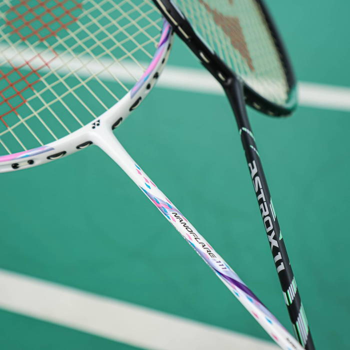 YONEX（ヨネックス） メンズ レディース ナノフレア111 バドミントン