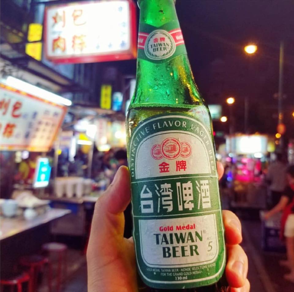 台湾 台湾ビール 金牌瓶 330ml 24本入 クラフトビール 世界のビール 海外ビール アジア ビール 台湾ビール ラガー taiwan 正規輸入品