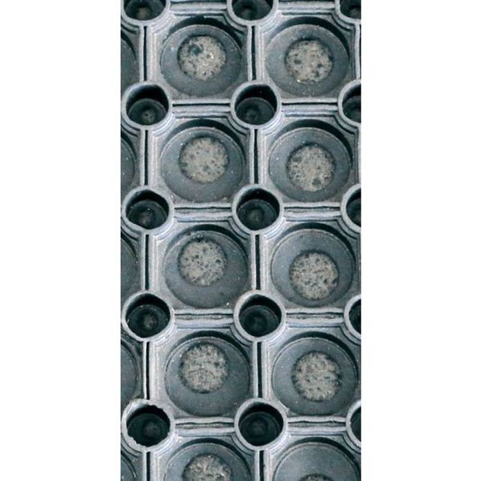 有孔ゴムマット 約1mx1.5m 厚さ22mm 1m×1.5m ブラック（1×1.5