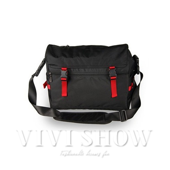 VIVAIA☆Harper 10L容量 メッセンジャーバッグ【送料関税込】 VIVAIA☆Harper 10L容量 メッセンジャーバッグ【送料関税込