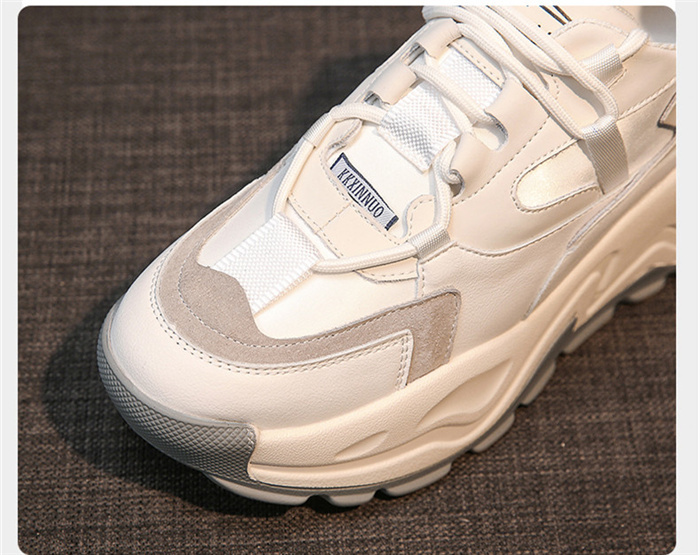 バーンヤードストーム　Vibram ベージュ ダッドスニーカー　S バーンヤードストーム Vibram ベージュ ダッドスニーカー S