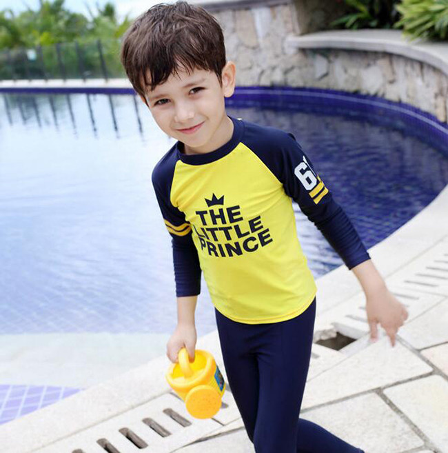 D1112 新品　82点　キッズ　子供　水着　ラッシュガード　上下セット　まとめ 水着 セパレート キッズ 男の子 女の子 ラッシュガード 上下セット