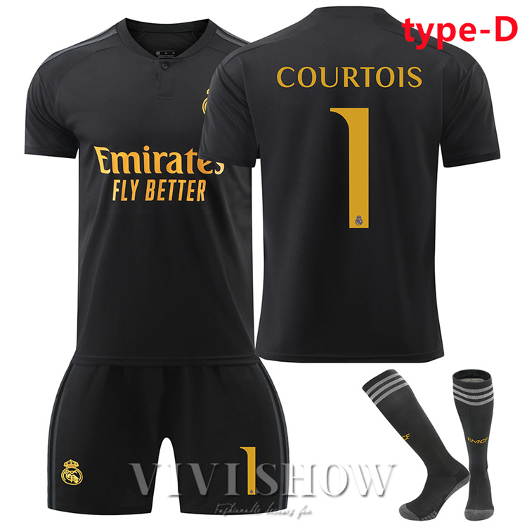 レアル・マドリード　Y-3 ハーフパンツ　サッカーソックス 360419491_1.jpg
