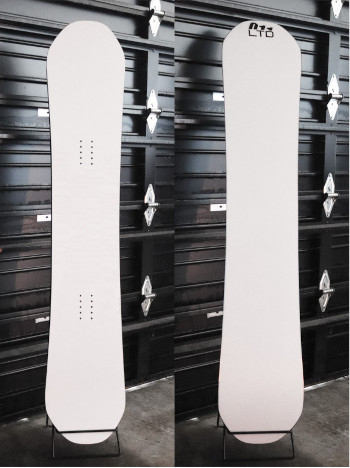 011 ARTISTIC（ゼロワンワンアーティスティック） 特典付き 25-26 011