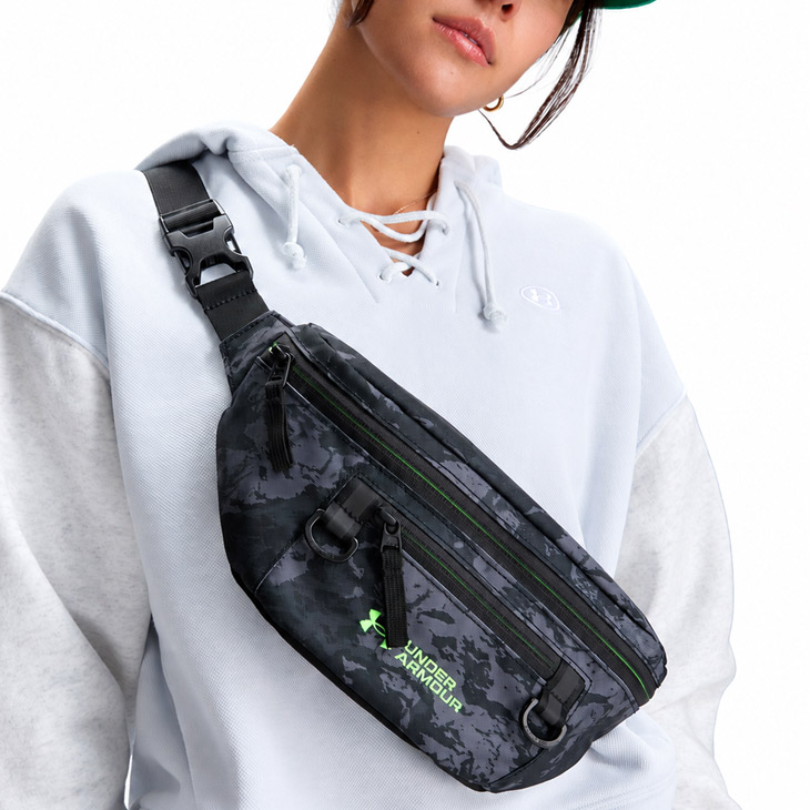 UNDER ARMOUR（アンダーアーマー） ウエストバッグ 2.5L メンズ