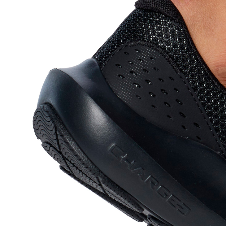 UNDER ARMOUR（アンダーアーマー） ランニングシューズ レディース B