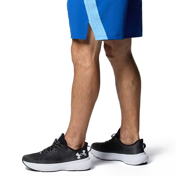 UNDER ARMOUR（アンダーアーマー） ランニングシューズ メンズ D相当
