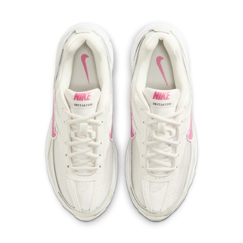 NIKE（ナイキ） ランニングシューズ レディース NIKE WMNS イニシ