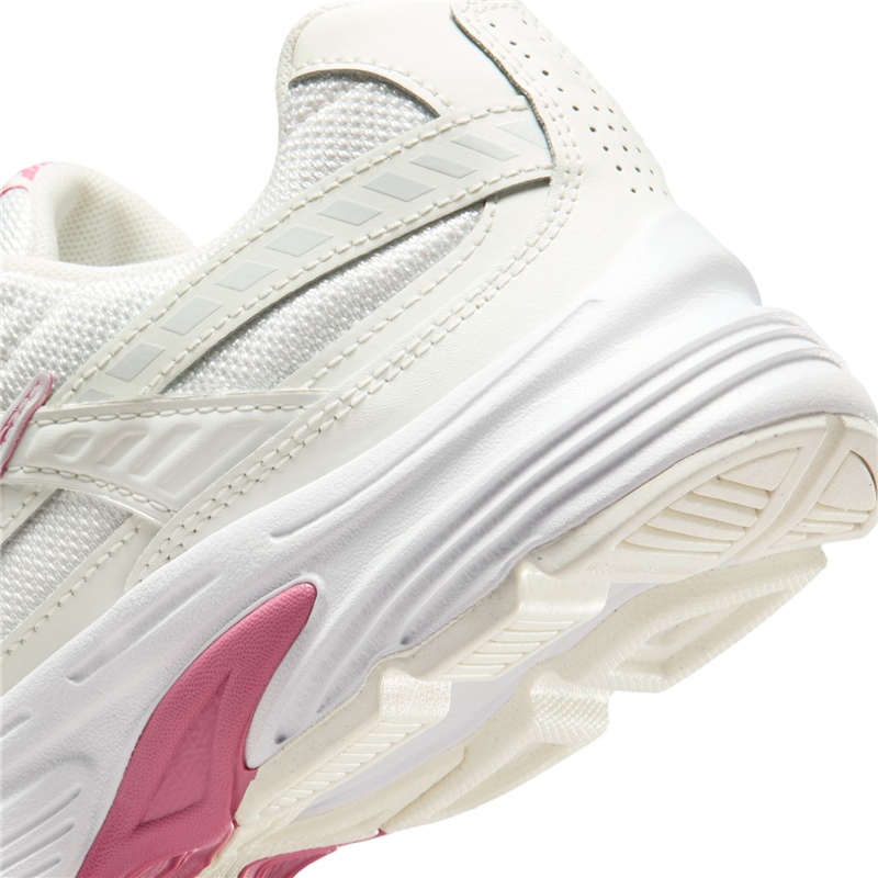 NIKE（ナイキ） ランニングシューズ レディース NIKE WMNS イニシ