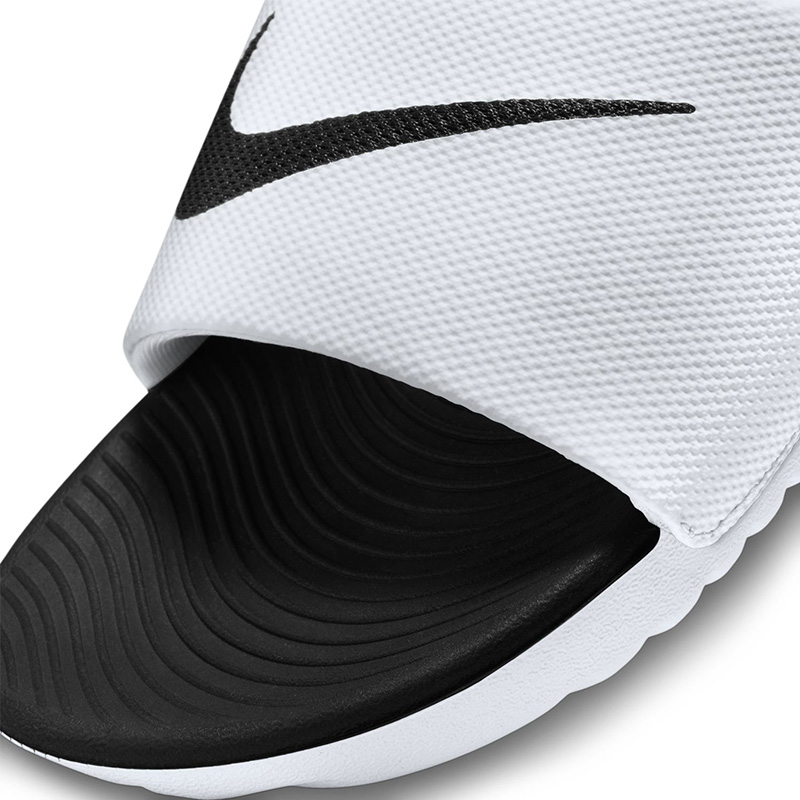NIKE（ナイキ） キッズ スポーツサンダル 17-25cm 子供靴 カワスライド