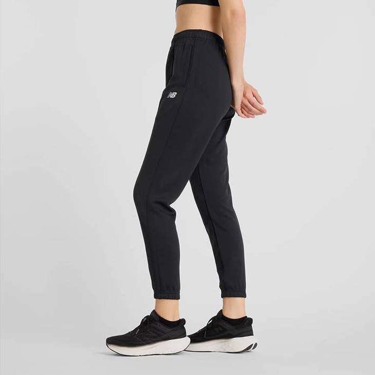 New Balance（ニューバランス） ジャージ レディース 上下 長袖